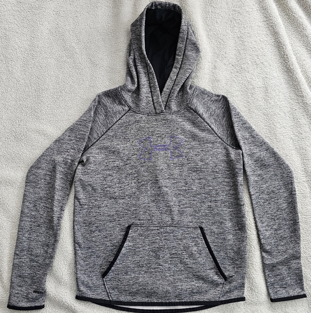 Under Armour sweatshirt